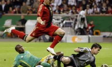 爱游戏官方入口-关于莱沃库森主场失利，遭受低谷的信息