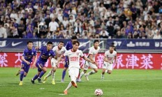 爱游戏登录入口-外援大爆发，助球队逆转战胜劲敌