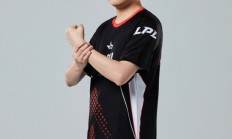 爱游戏在线-红队展现强大实力，演绎篮球联赛传奇