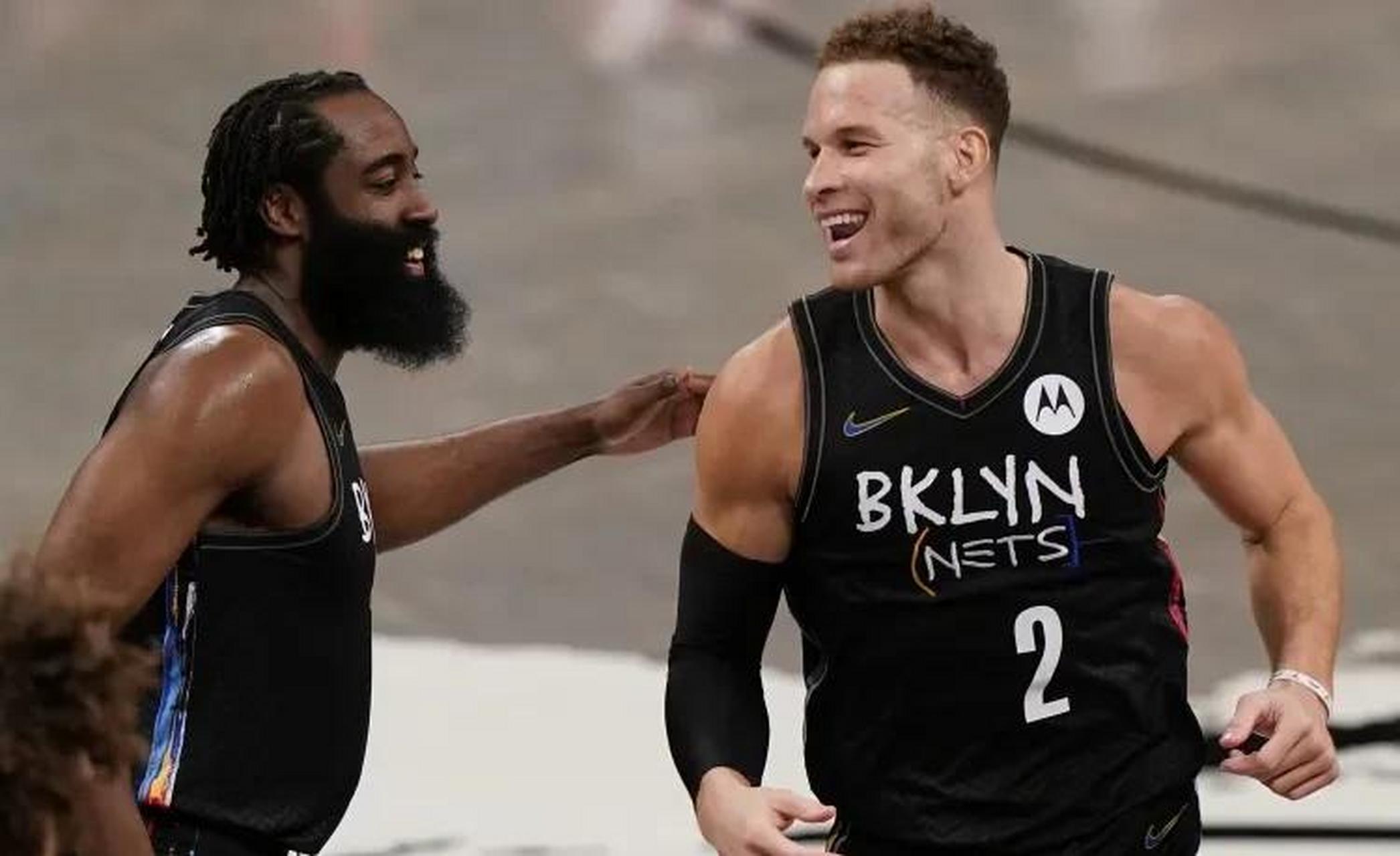 西班牙国家队遭遇连败,困境难题需解决 西班牙国家队遭遇连败,困境难题需解决