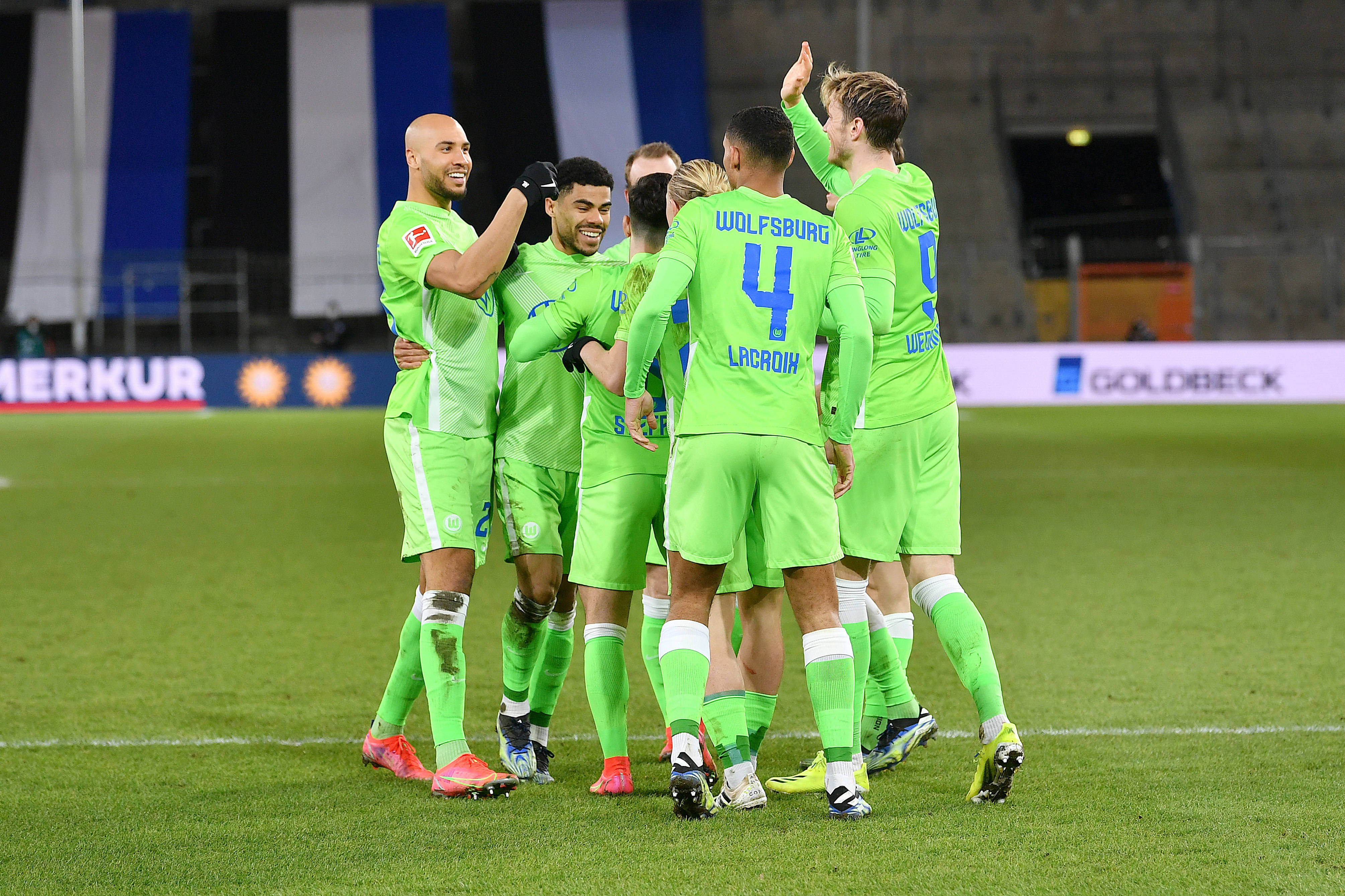 包含沃尔夫斯堡遭遇德国足球联赛连败的词条