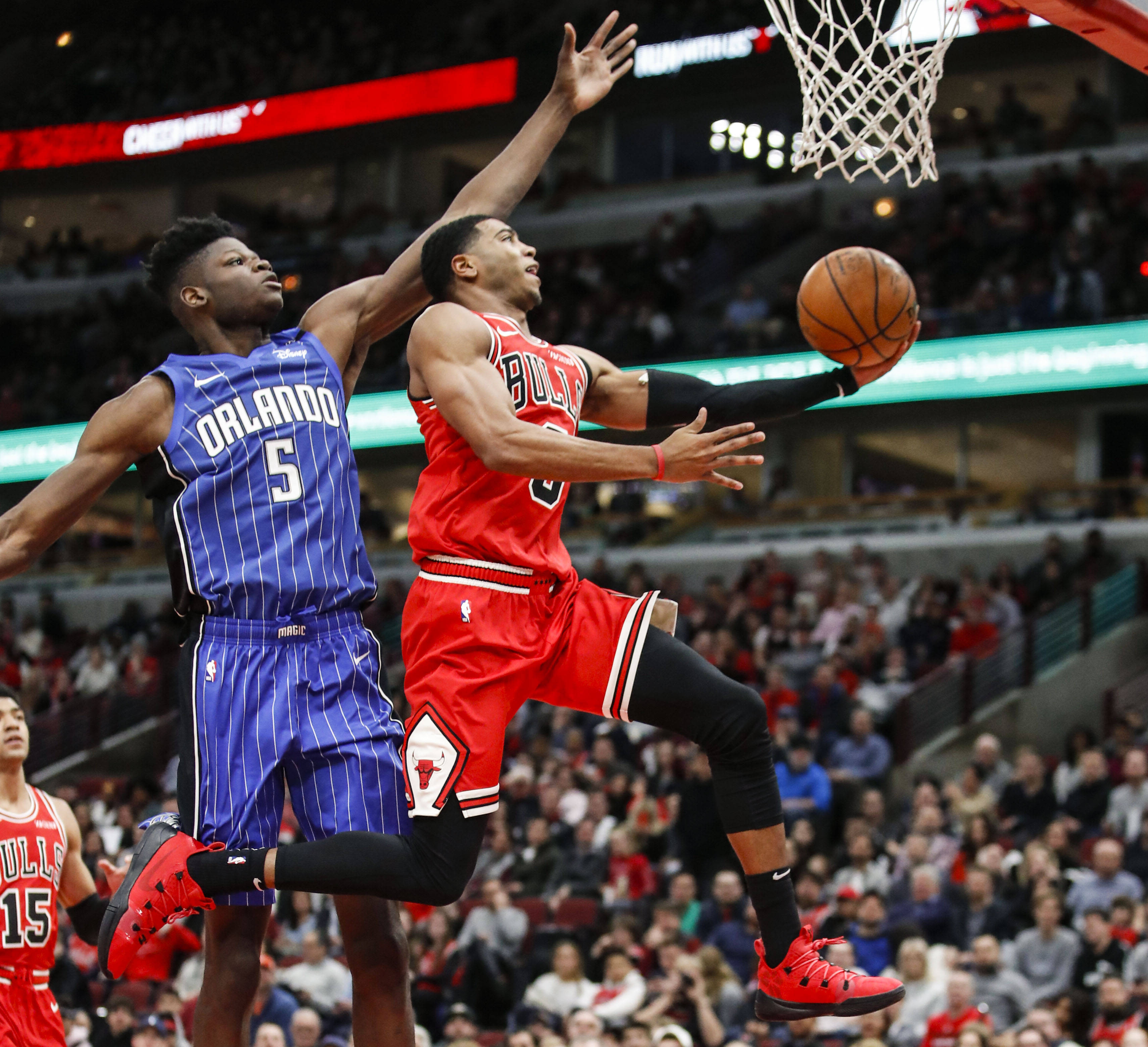 关于公牛全队击败奇才豪取三连胜的信息