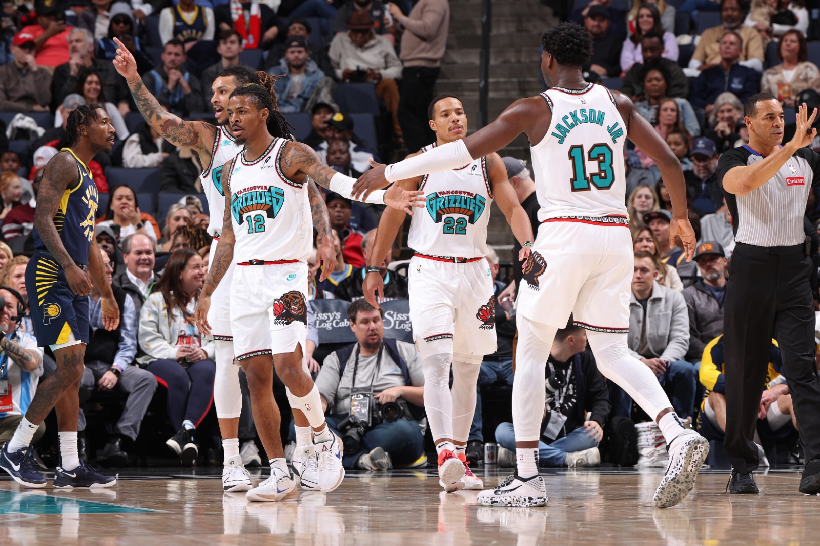 猛龙成功击败篮网,继续保持领先优势 猛龙成功击败篮网,继续保持领先优势