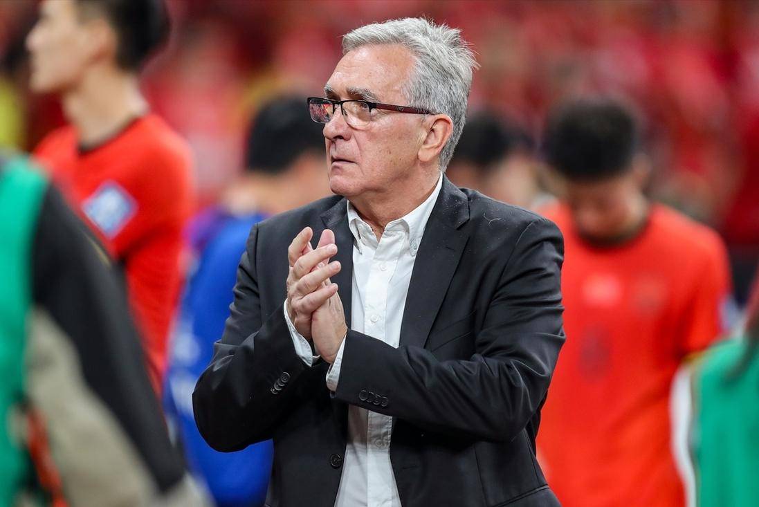 包含山东鲁能客场惨败,球员面临压力的词条 包含山东鲁能客场惨败,球员面临压力的词条