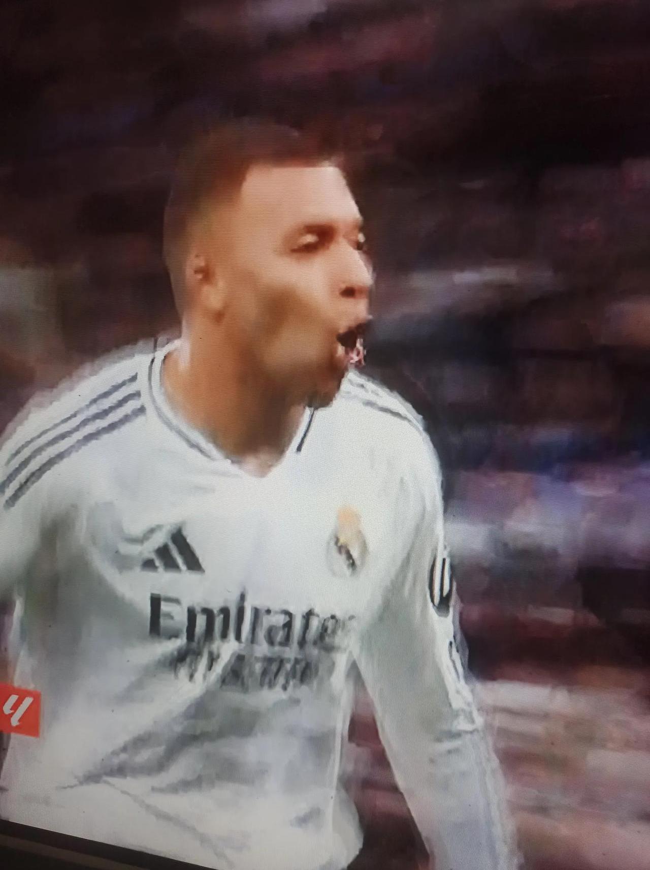 关于皇家马德里客场取胜收获关键三分的信息