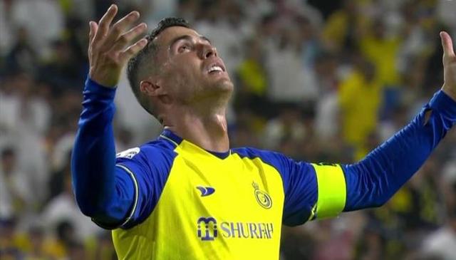 双枪齐放，击败对手取得胜利