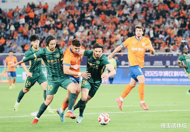 广州恒大客场轻松战胜山东泰山，领先积分榜的简单介绍