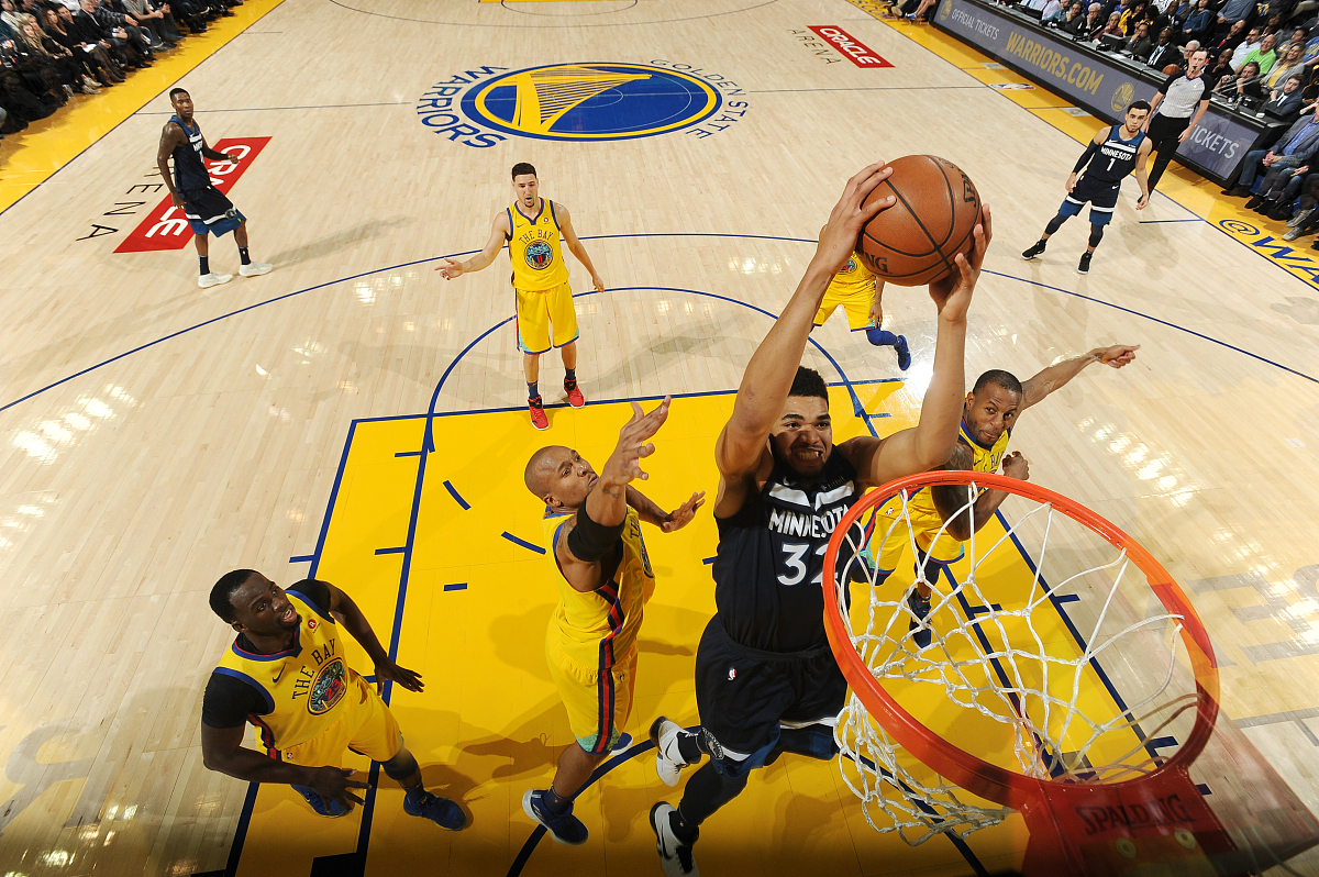 猛龙逆转勇士,发挥出色表现 猛龙逆转勇士,发挥出色表现