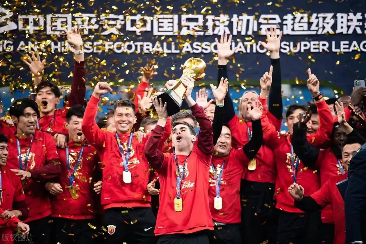 非洲足球巨星转会市场持续火爆,多名球员加盟新球队的简单介绍 非洲足球巨星转会市场持续火爆,多名球员加盟新球队的简单介绍