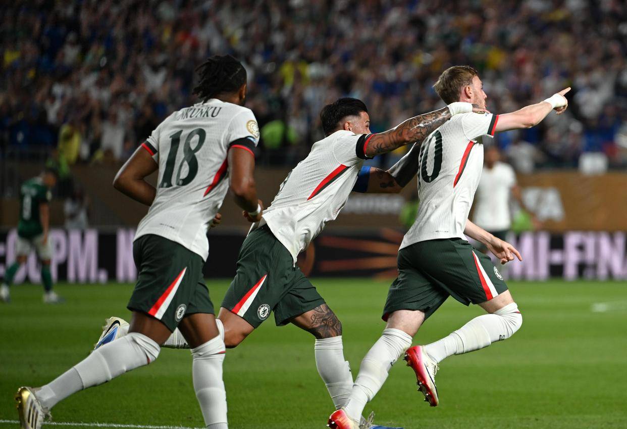 切尔西客场狂胜，稳固前三位置的简单介绍