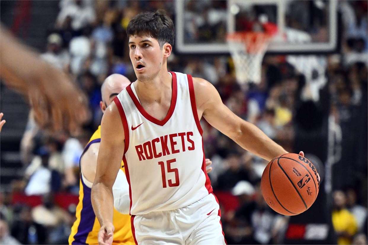 关于南美篮球球员努力拼搏，国际联赛中实力备受肯定的信息