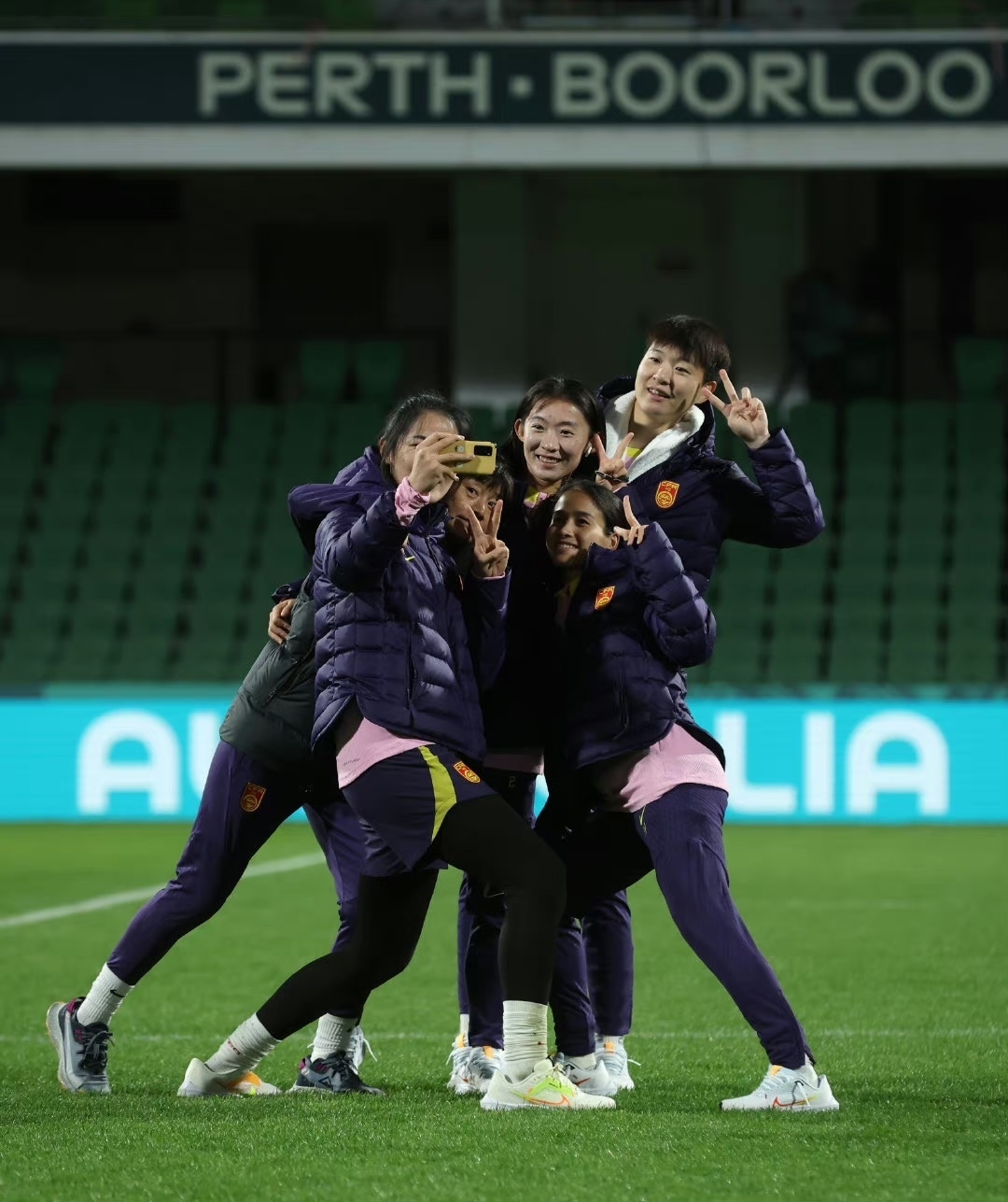 印度女足展现实力，轻松过关晋级的简单介绍