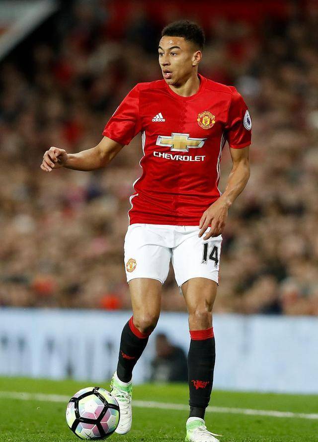 阿森纳逆转皇家贝蒂斯，晋级不容易