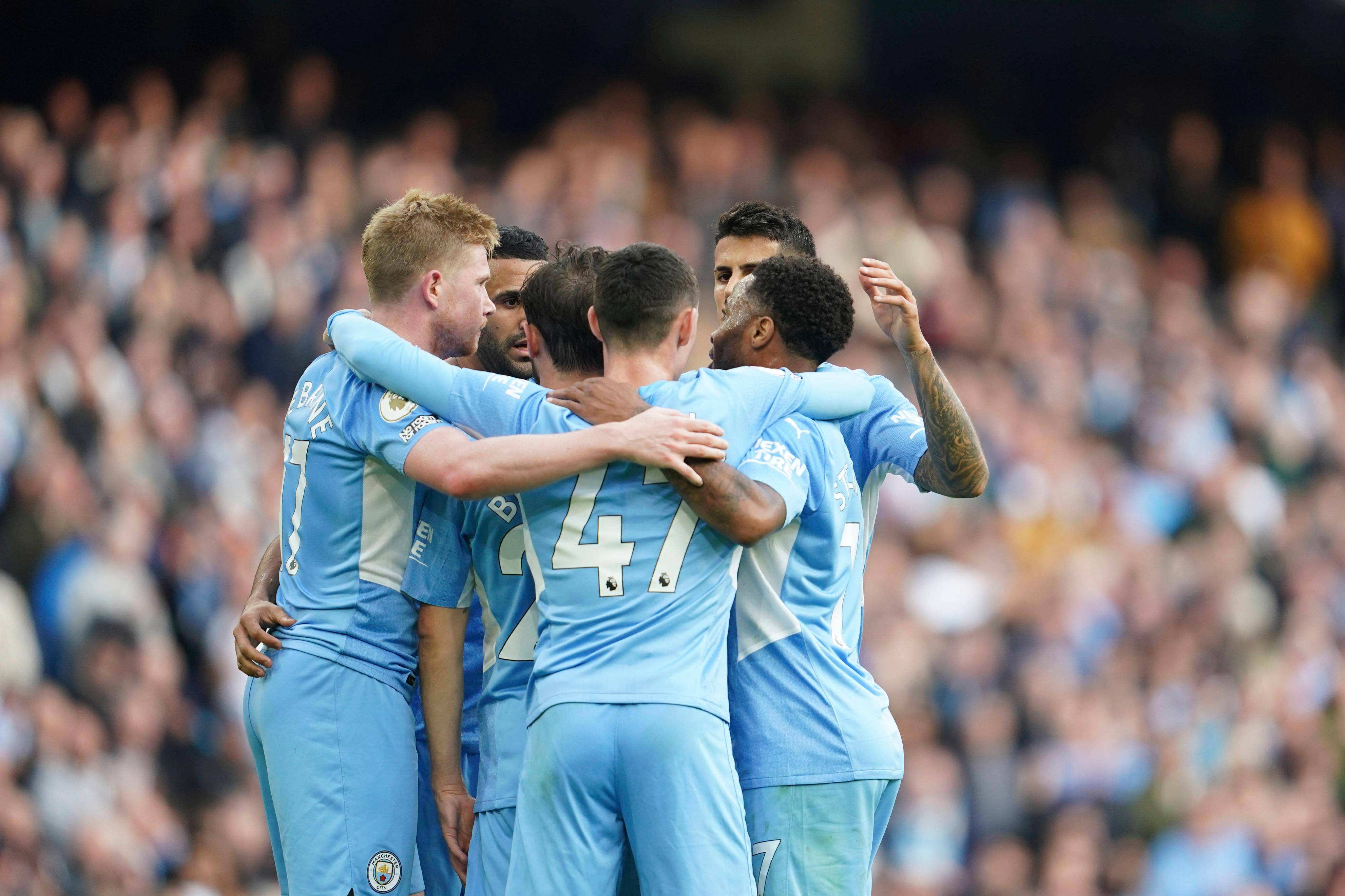 曼城主场大胜皇马,淘汰赛资格已锁定 曼城主场大胜皇马,淘汰赛资格已锁定