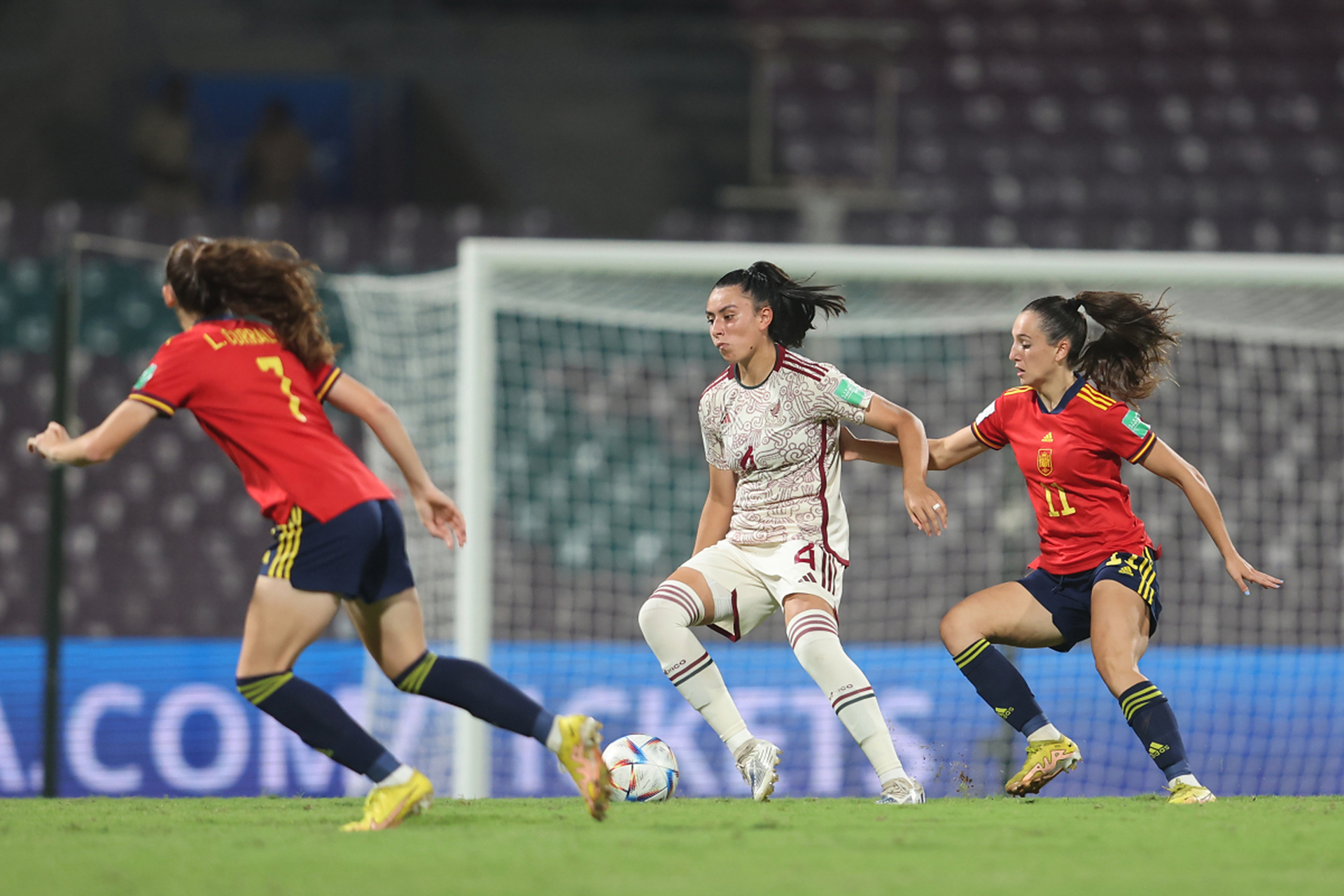 中国女足在非洲比赛中获得成功