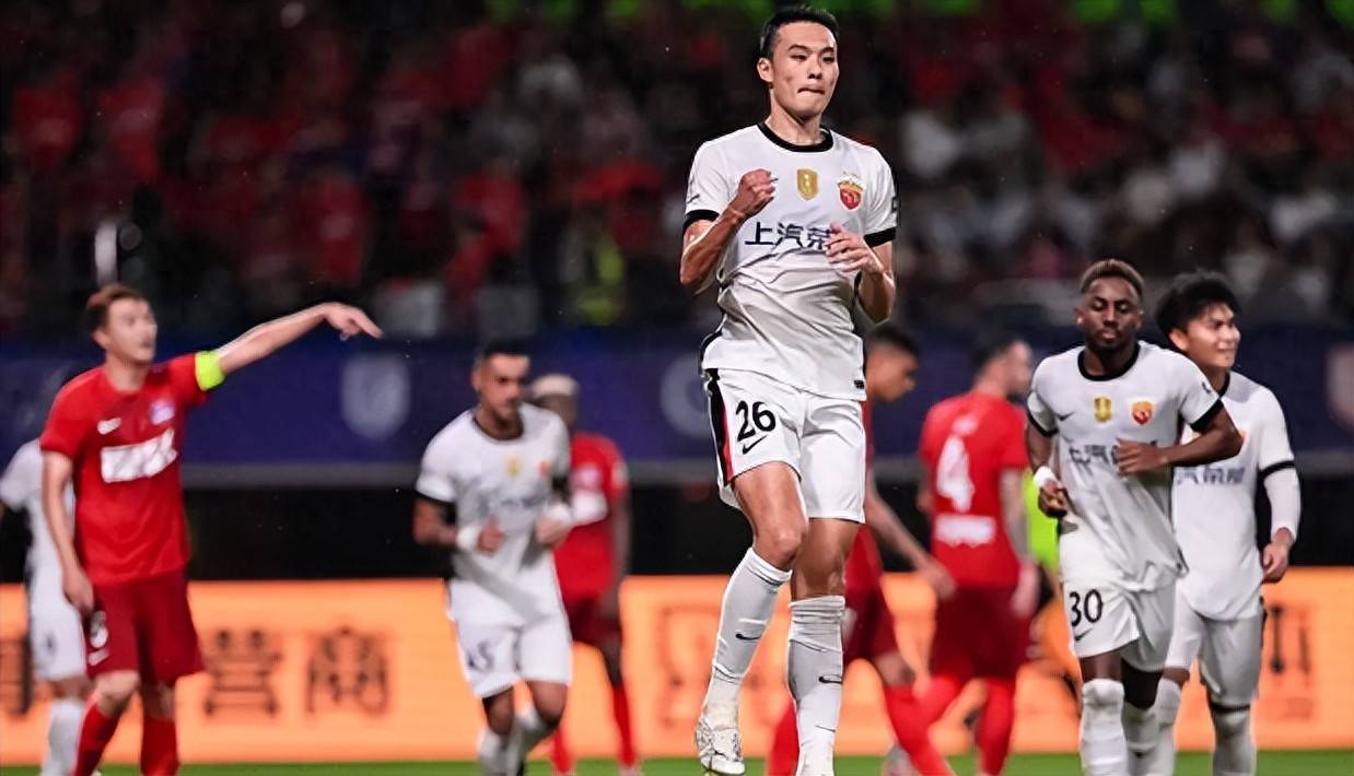 球队后卫状态神勇个人进攻助球队逆袭的简单介绍