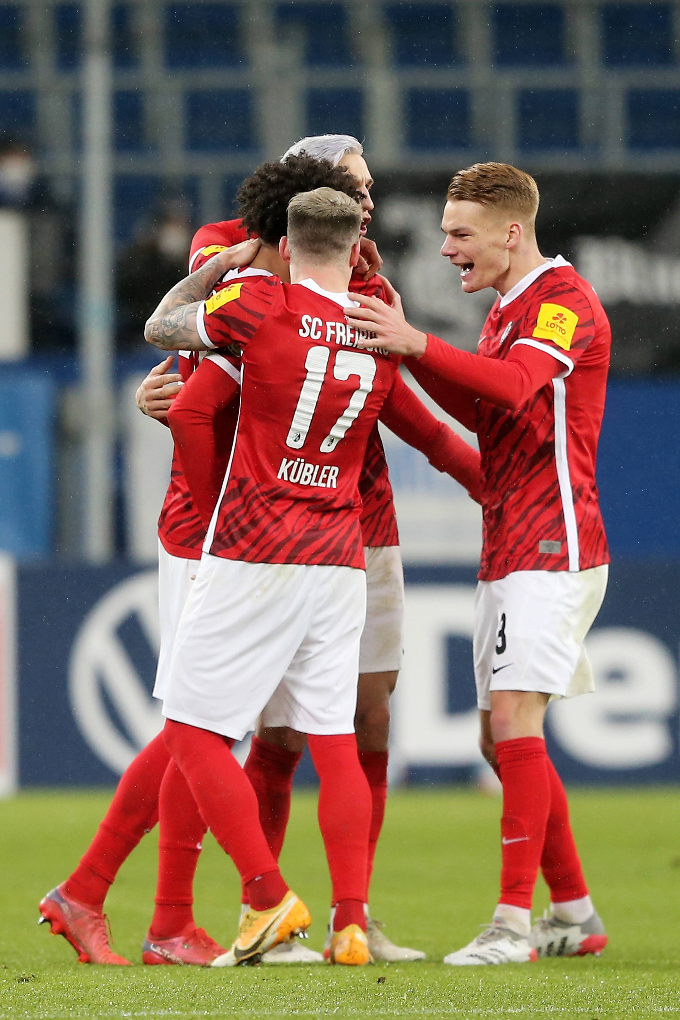 关于弗赖堡迎来霍芬海姆，谁将获胜领跑？的信息