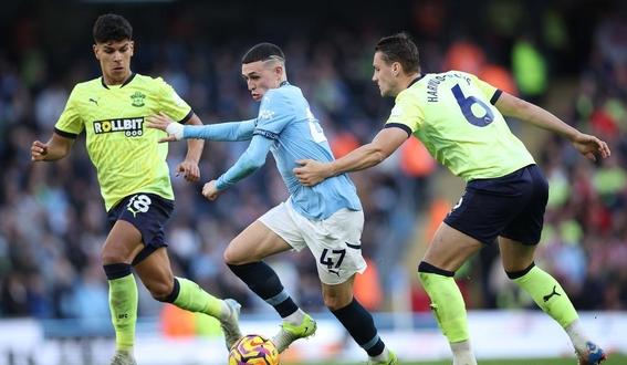 南安普顿凭借制胜球大胜英冠球队，晋级杯赛第四轮的简单介绍