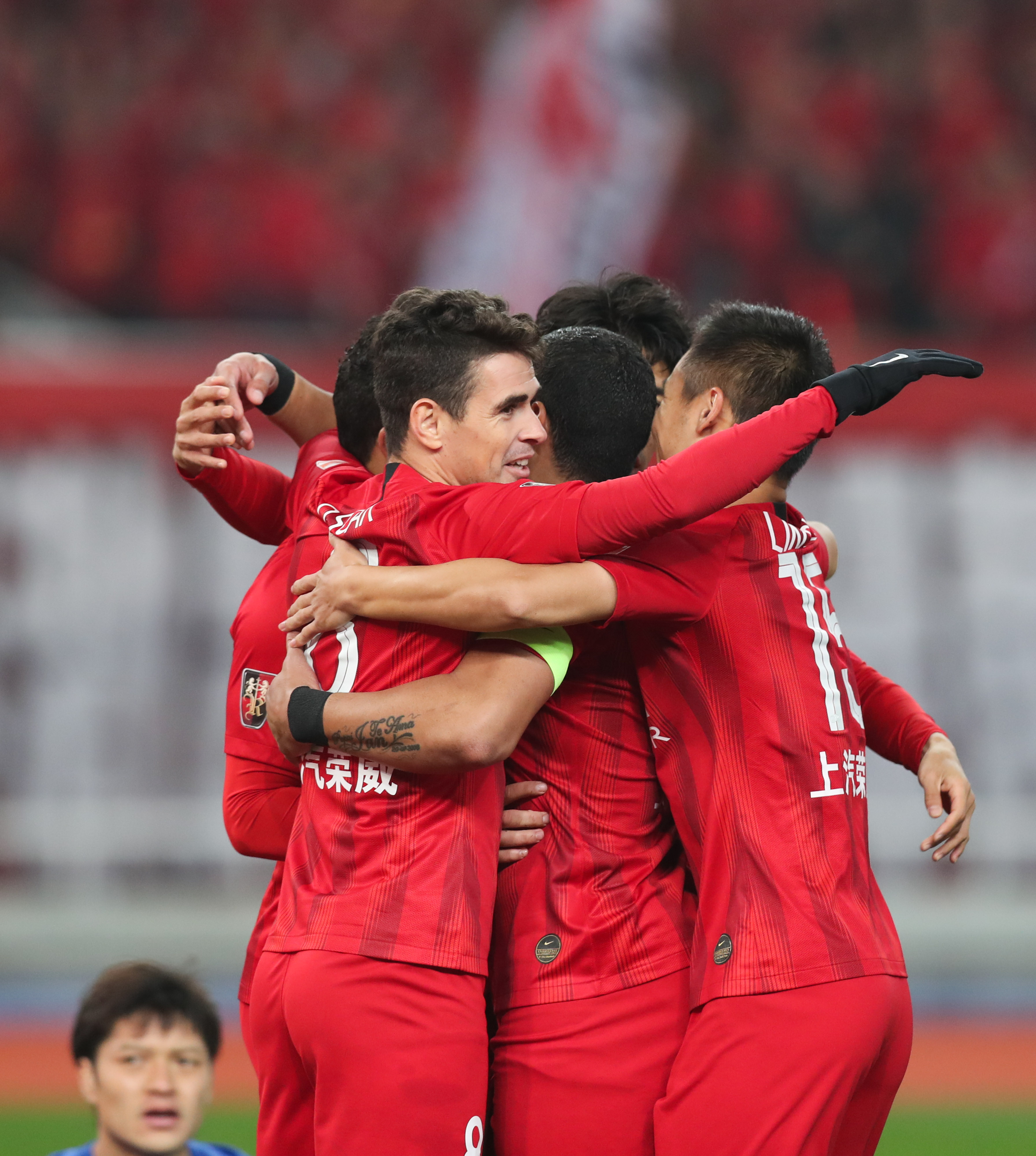 包含苏宁球员表现高光，助球队锁定胜局的词条