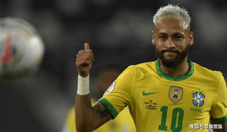 包含巴西男子篮球队以绝对优势蝉联冠军，不败英雄的词条