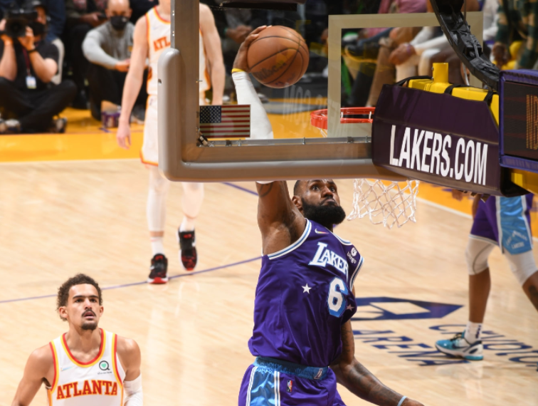 战术调整效果显著,球队士气高涨锋芒毕露的简单介绍 战术调整效果显著,球队士气高涨锋芒毕露的简单介绍